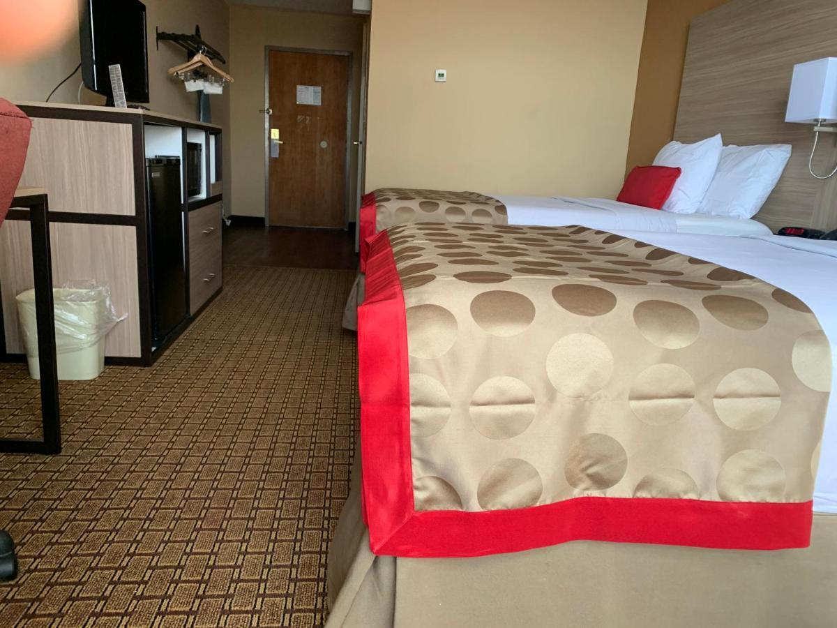 Ramada By Wyndham West Atlantic City Egg Harbor Township Bagian luar foto