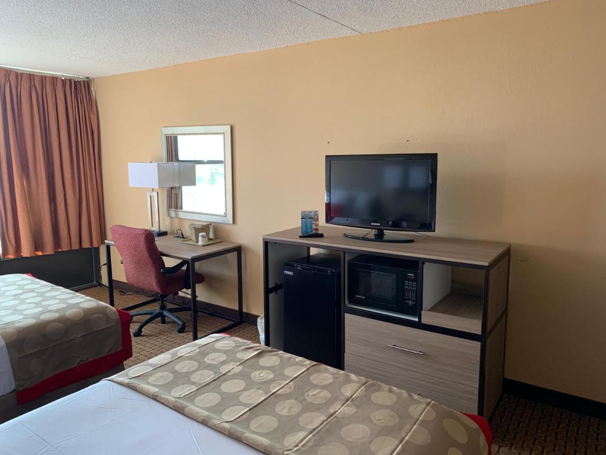 Ramada By Wyndham West Atlantic City Egg Harbor Township Bagian luar foto