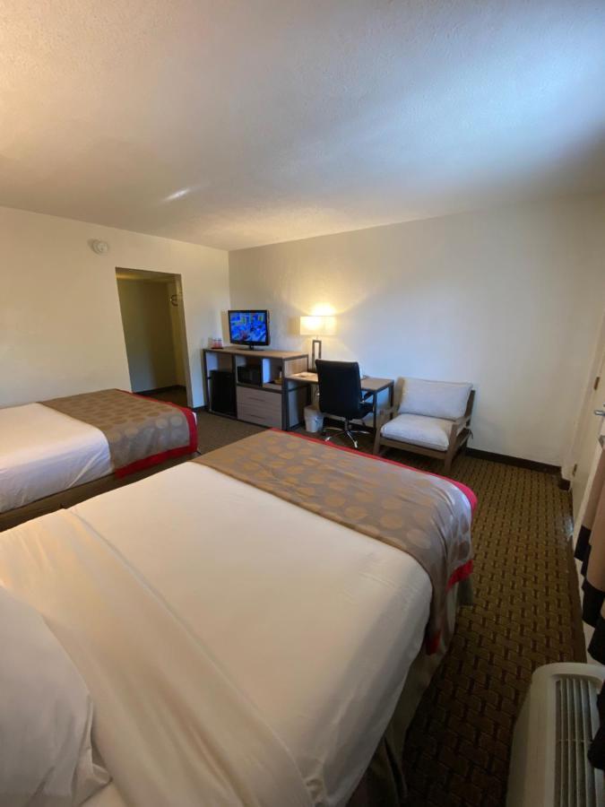 Ramada By Wyndham West Atlantic City Egg Harbor Township Bagian luar foto