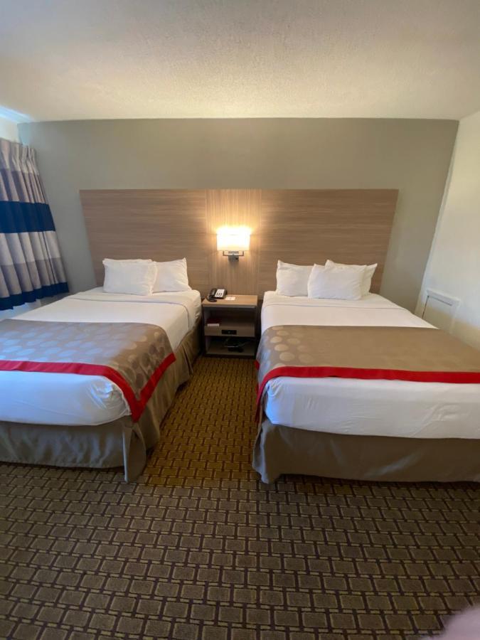 Ramada By Wyndham West Atlantic City Egg Harbor Township Bagian luar foto