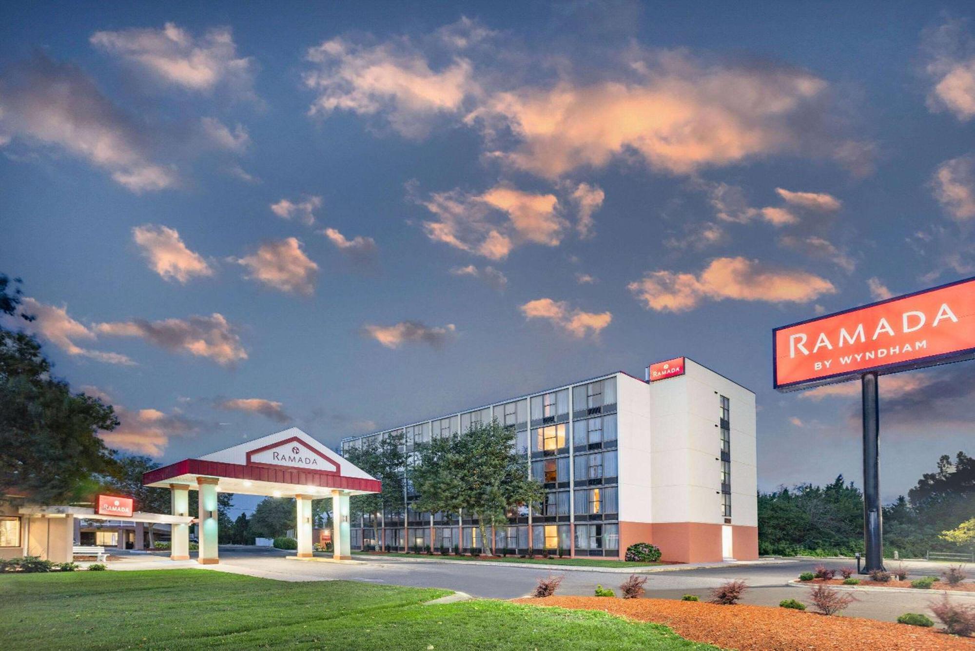 Ramada By Wyndham West Atlantic City Egg Harbor Township Bagian luar foto