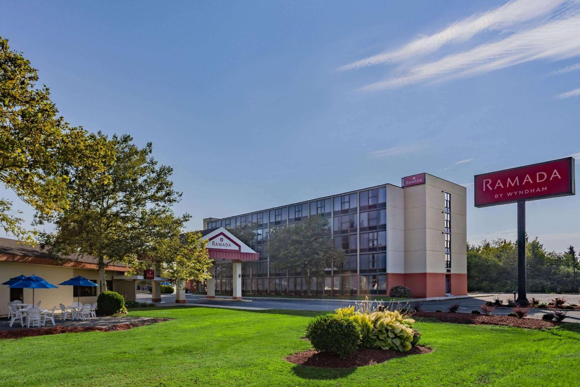 Ramada By Wyndham West Atlantic City Egg Harbor Township Bagian luar foto